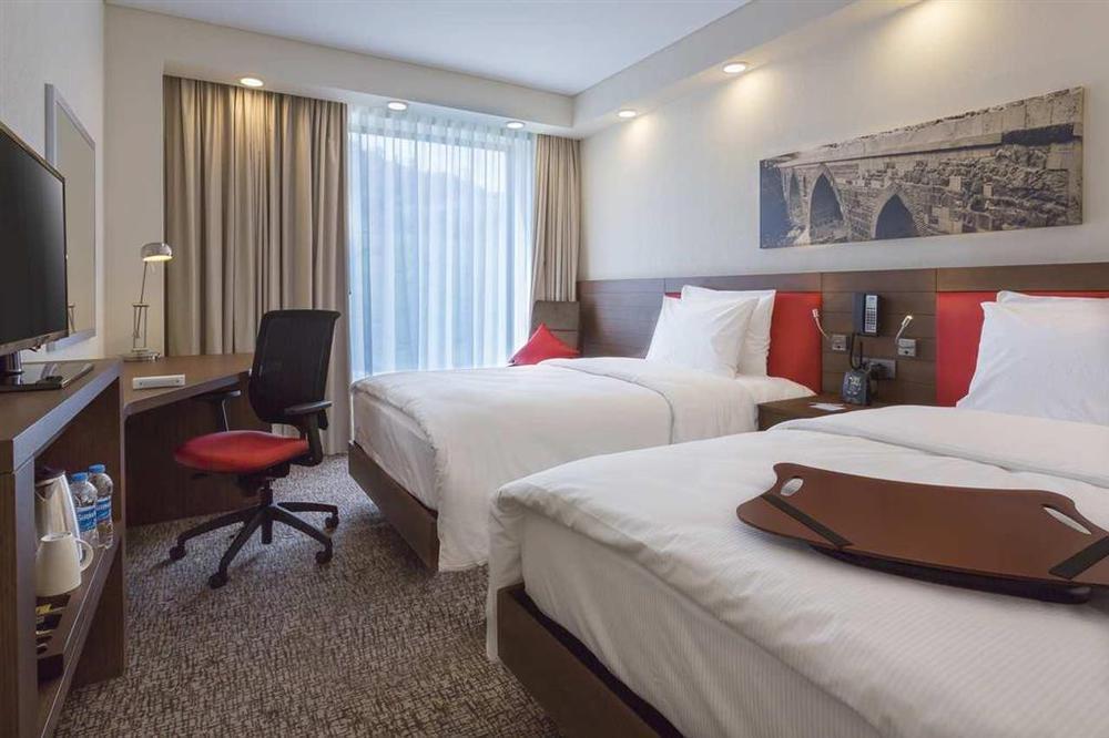 Hampton By Hilton Hotel 4*