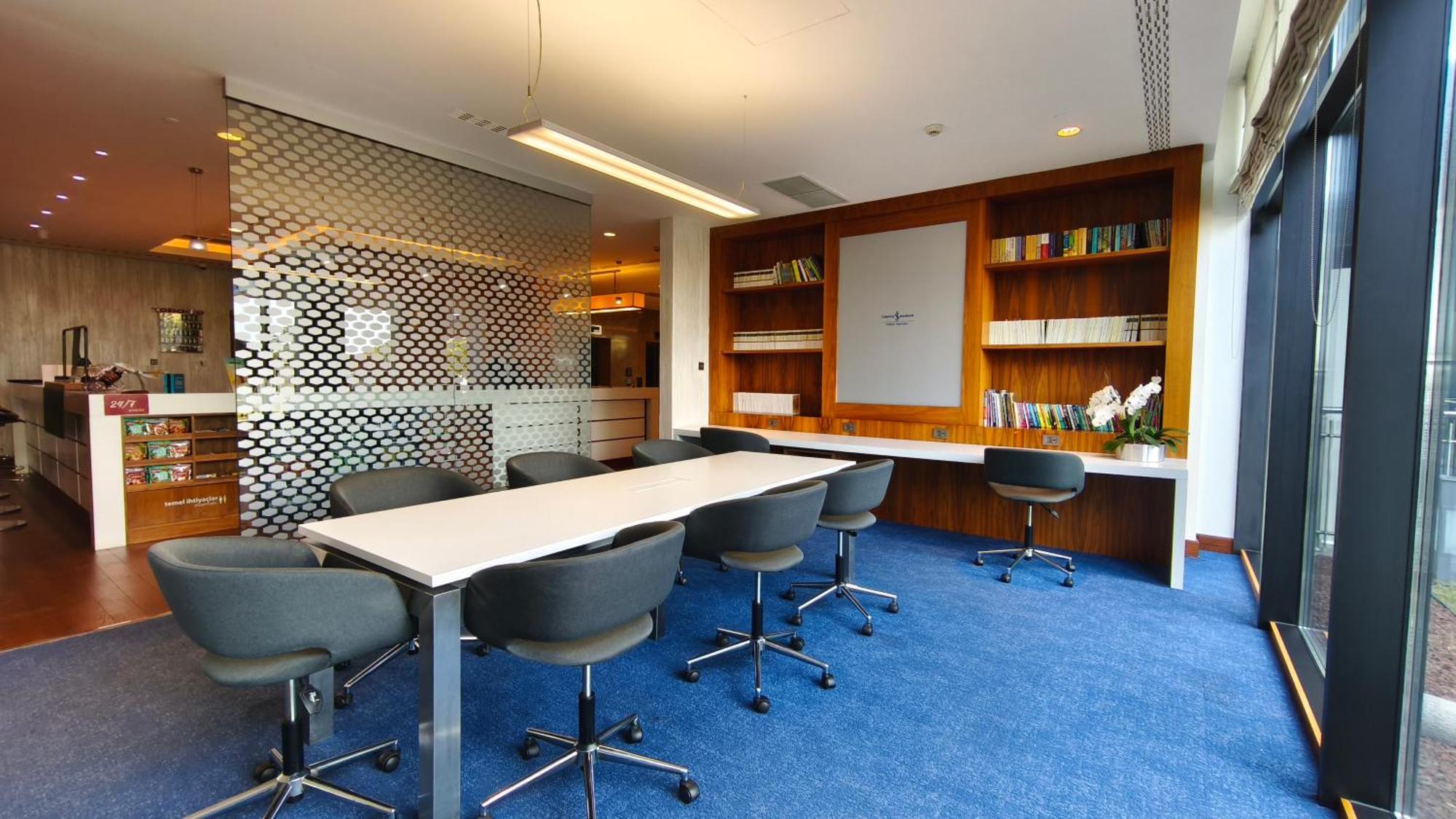 Hotel Hampton By Hilton Samsun