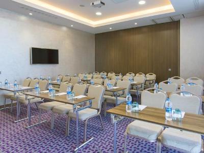 Отель Hampton By Hilton